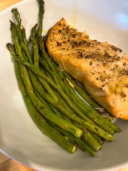 Easy Weeknight Baked&nbsp;Salmon