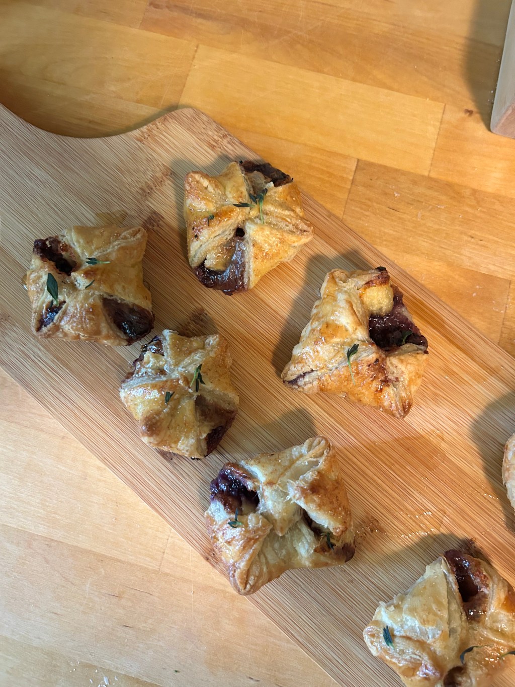 Rustic Blueberry Brie&nbsp;Bites